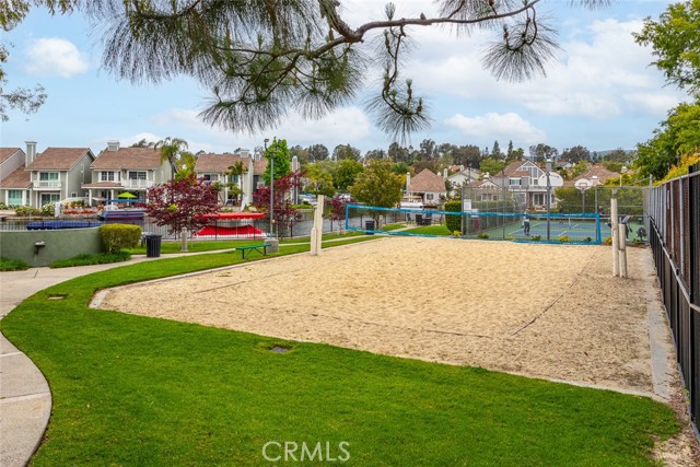 Detail Gallery Image 31 of 46 For 21520 via La Naranja, Yorba Linda,  CA 92886 - 3 Beds | 2 Baths