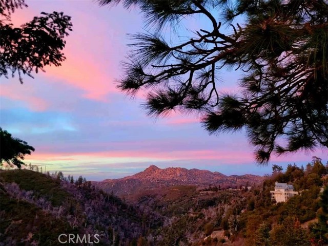 1119 Brentwood Drive, Lake Arrowhead CA: https://media.crmls.org/medias/8c0bb7a6-5372-461d-827d-8402b7e7d49a.jpg
