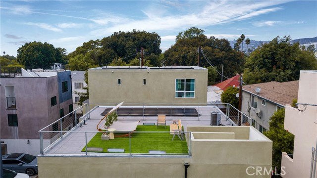 Detail Gallery Image 11 of 18 For 1351 1/2 Seward, Los Angeles,  CA 90028 - 2 Beds | 2 Baths