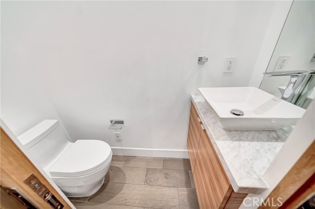 5622 Katherine, Sherman Oaks CA: https://media.crmls.org/medias/8c0d0abf-0b84-49fb-b075-7785df02d35c.jpg