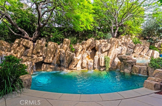 Detail Gallery Image 63 of 75 For 26012 Horseshoe Cr, Laguna Hills,  CA 92653 - 5 Beds | 5/1 Baths