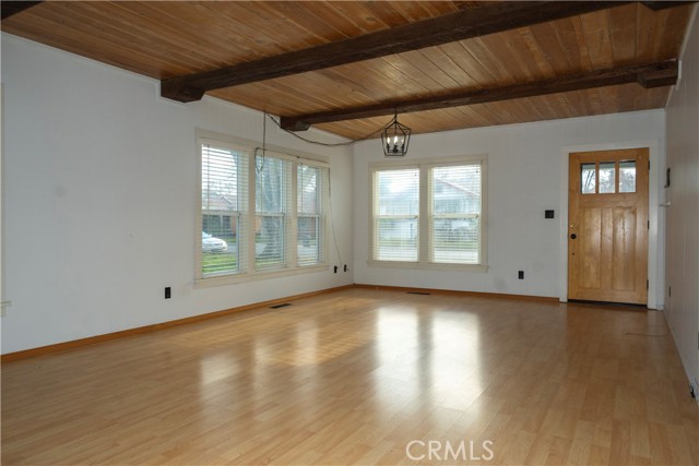 Detail Gallery Image 9 of 39 For 614 Lane, Yreka,  CA 96097 - 3 Beds | 2 Baths