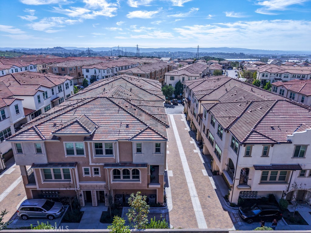 https://media.crmls.org/medias/8c0e97f7-0d5e-48ec-948d-c7f4ea3cfd58.jpg?preset=X-Large