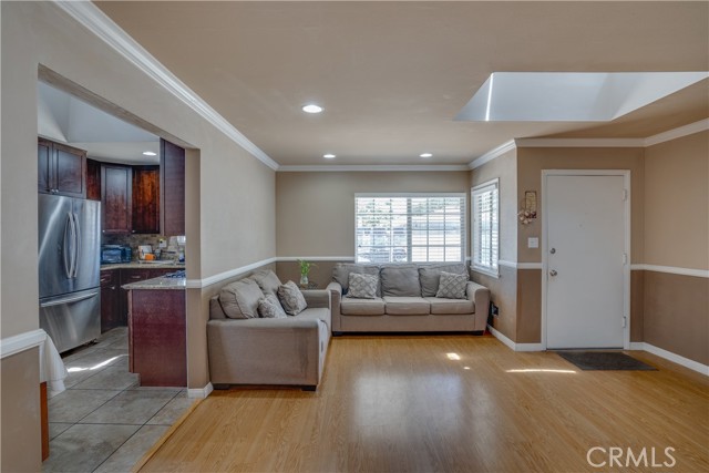 2304 W Flower Avenue, Fullerton CA: https://media.crmls.org/medias/8c0eba05-217a-48db-a8c9-1369ed9b0012.jpg