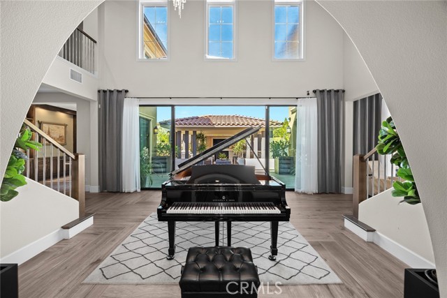 Detail Gallery Image 11 of 62 For 107 Clear Falls, Irvine,  CA 92602 - 5 Beds | 5/1 Baths