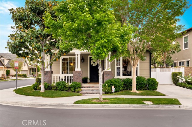 Detail Gallery Image 1 of 21 For 661 Loran Way, Tustin,  CA 92782 - 4 Beds | 4/1 Baths