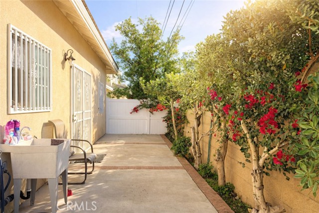 Detail Gallery Image 11 of 11 For 5223 Sereno Dr, Temple City,  CA 91780 - 3 Beds | 3 Baths