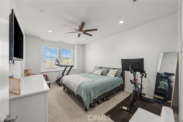 Detail Gallery Image 15 of 39 For 16025 Main St, Chino,  CA 91708 - 3 Beds | 2/1 Baths