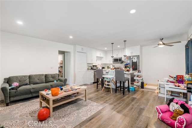 Image 4 of 56 For 17302 Ermanita Avenue