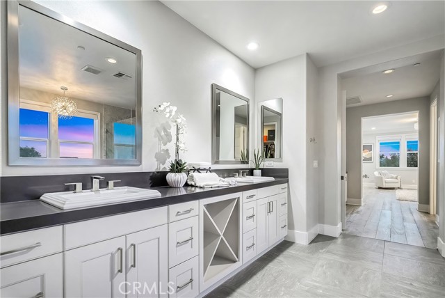 Detail Gallery Image 26 of 46 For 64 Bellatrix, Irvine,  CA 92618 - 5 Beds | 5/1 Baths