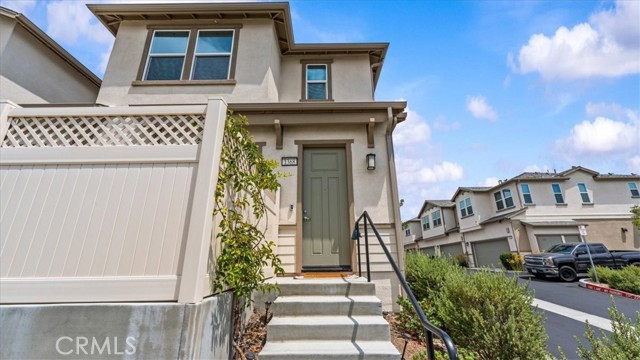 1368 Anise Way, Upland CA: https://media.crmls.org/medias/8c122ae4-d0ed-4254-ad34-cc9fdb6d9c75.jpg
