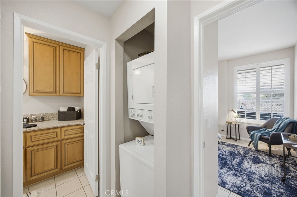 MLS #OC25256056 image #14