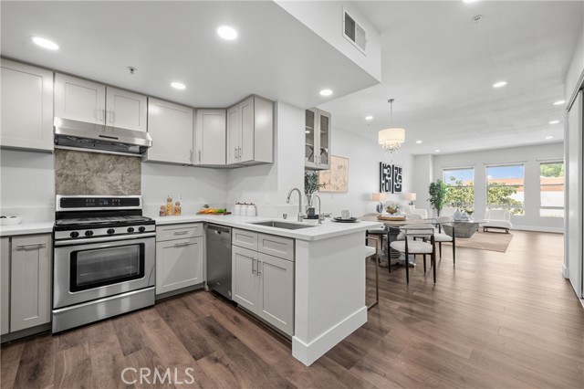 Detail Gallery Image 8 of 43 For 1401 Mission St #208,  South Pasadena,  CA 91030 - 2 Beds | 2/1 Baths