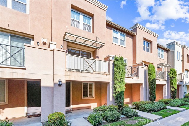 500 N Willowbrook Avenue, Compton CA: https://media.crmls.org/medias/8c13268d-a549-4c33-8f3d-489b54f47ab9.jpg
