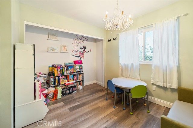 2445 N Santiago Boulevard, Orange CA: https://media.crmls.org/medias/8c139c57-9bfc-437f-9c1a-b3c0aee09c45.jpg