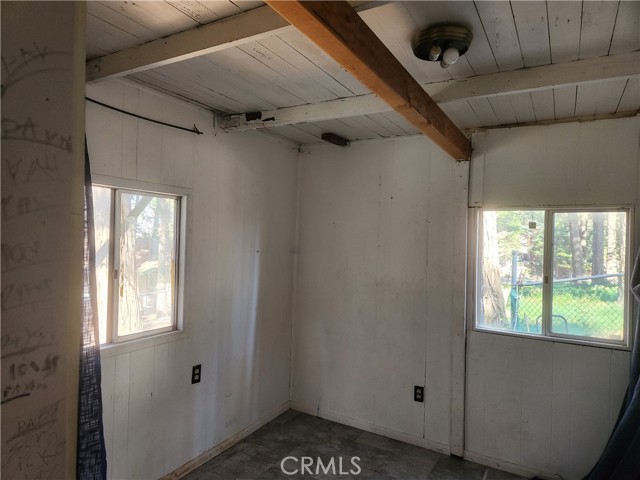 23913 Inspiration Road, Crestline CA: https://media.crmls.org/medias/8c13f616-2e69-47b7-84d9-8793ca784759.jpg
