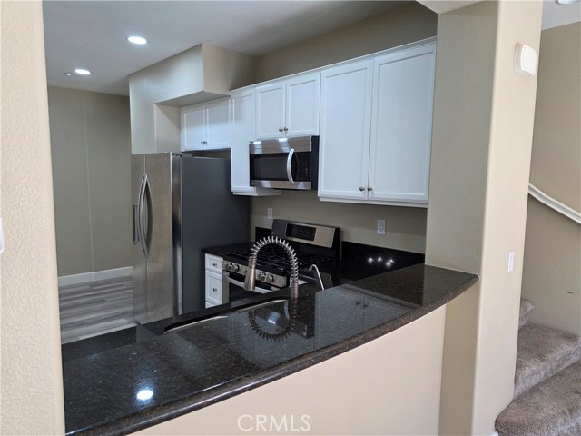 Detail Gallery Image 11 of 30 For 27533 Viridian St #2,  Murrieta,  CA 92562 - 3 Beds | 2/1 Baths