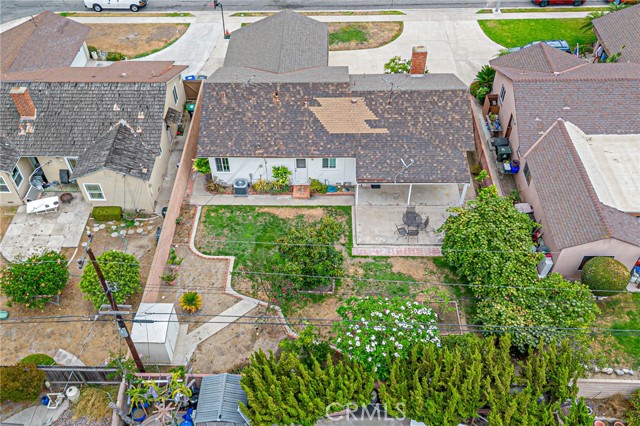 11511 Margie Lane, Garden Grove CA: https://media.crmls.org/medias/8c15e16b-4eb4-4d25-b7b0-e9db5c9b4c1f.jpg