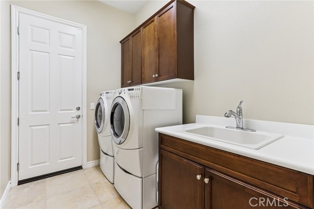 5177 Paseo Callado, Hemet CA: https://media.crmls.org/medias/8c15e989-7e2d-4b7b-ba46-6687bff1cfea.jpg