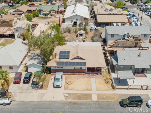 Detail Gallery Image 3 of 3 For 634 W Holt Ave, El Centro,  CA 92243 - 3 Beds | 3 Baths