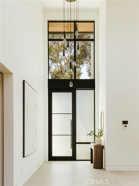 Detail Gallery Image 5 of 24 For 2321 Mesa Dr, Newport Beach,  CA 92660 - 5 Beds | 4/1 Baths
