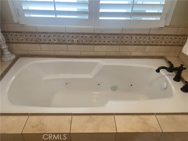 Spa Soaking Tub