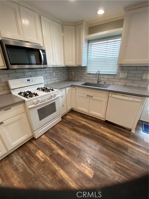 1431 Beacon, Los Angeles CA: https://media.crmls.org/medias/8c19033b-5890-4bb4-a80b-c77390ae6ff6.jpg