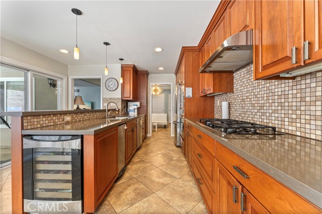 Detail Gallery Image 10 of 39 For 699 Balsa Ave, Brea,  CA 92821 - 4 Beds | 2 Baths