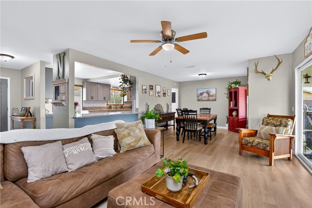 Detail Gallery Image 6 of 34 For 4100 Sierra, Norco,  CA 92860 - 3 Beds | 2 Baths