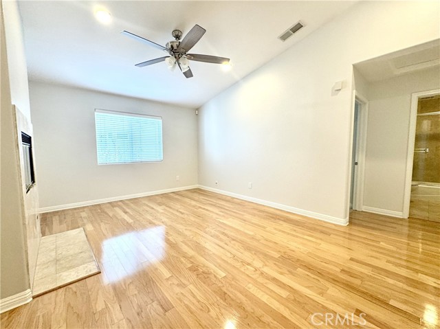 Detail Gallery Image 21 of 27 For 2219 Grant Ave #C,  Redondo Beach,  CA 90278 - 3 Beds | 2/1 Baths