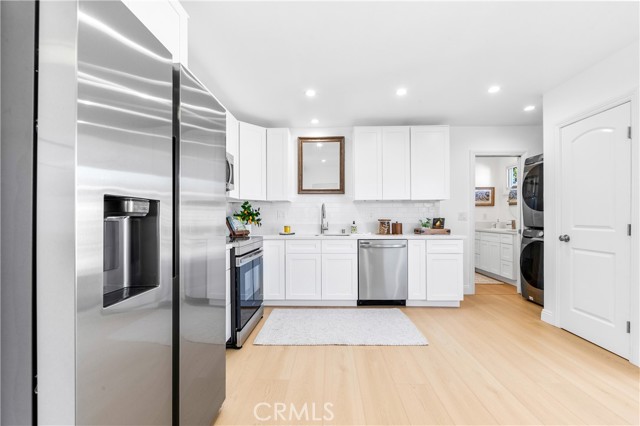 2723 Fisk, Redondo Beach CA: https://media.crmls.org/medias/8c1af486-7104-4a5f-8afa-640b5fb8e78c.jpg