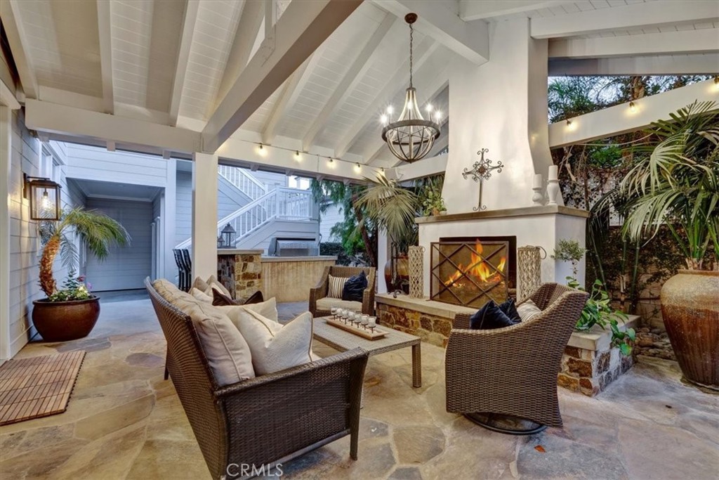 432 Aliso Avenue