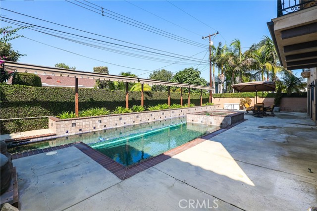 3311 Rossmoor Way, Rossmoor CA: https://media.crmls.org/medias/8c1ce8f4-57f5-4199-9e25-287535bd87f0.jpg