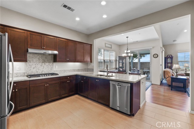 65 Listo Street, Rancho Mission Viejo CA: https://media.crmls.org/medias/8c1d3b16-c0cb-40f5-8055-fa796cad816f.jpg