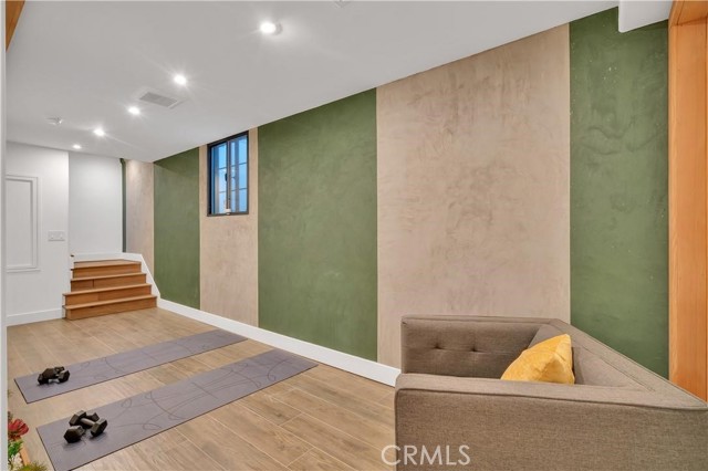 1812 Linda Vista Avenue, Pasadena CA: https://media.crmls.org/medias/8c1d42f7-e9b6-4431-a182-6e2f67aa58c7.jpg