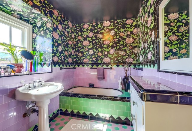 1239 S Patton Avenue, San Pedro CA: https://media.crmls.org/medias/8c1ed467-c92d-4796-bafb-5bf27c787f0a.jpg