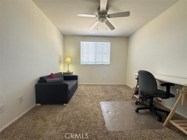 33667 Abbey Road, Temecula CA: https://media.crmls.org/medias/8c1fb292-66b6-4f81-af2d-a93a3bb1e68a.jpg