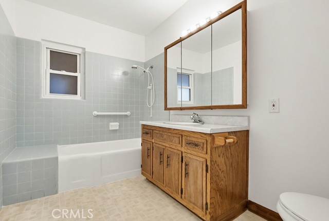 Detail Gallery Image 38 of 53 For 2836 Flangel, Lakewood,  CA 90712 - 3 Beds | 2 Baths