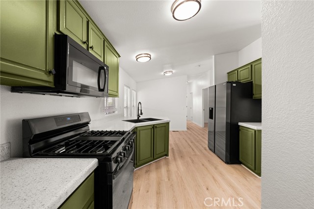 Detail Gallery Image 6 of 46 For 3700 Quartz Canyon Rd #45,  Riverside,  CA 92509 - 4 Beds | 2 Baths