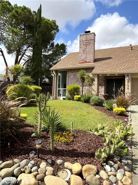 Detail Gallery Image 4 of 38 For 2730 Vista Alta, Fairfield,  CA 94534 - 4 Beds | 2/1 Baths