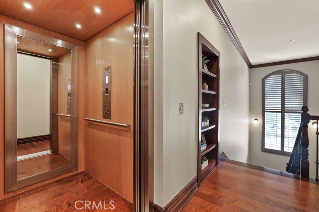 3311 Rossmoor Way, Rossmoor CA: https://media.crmls.org/medias/8c2116d1-504d-4a23-ba20-0663333f0a70.jpg