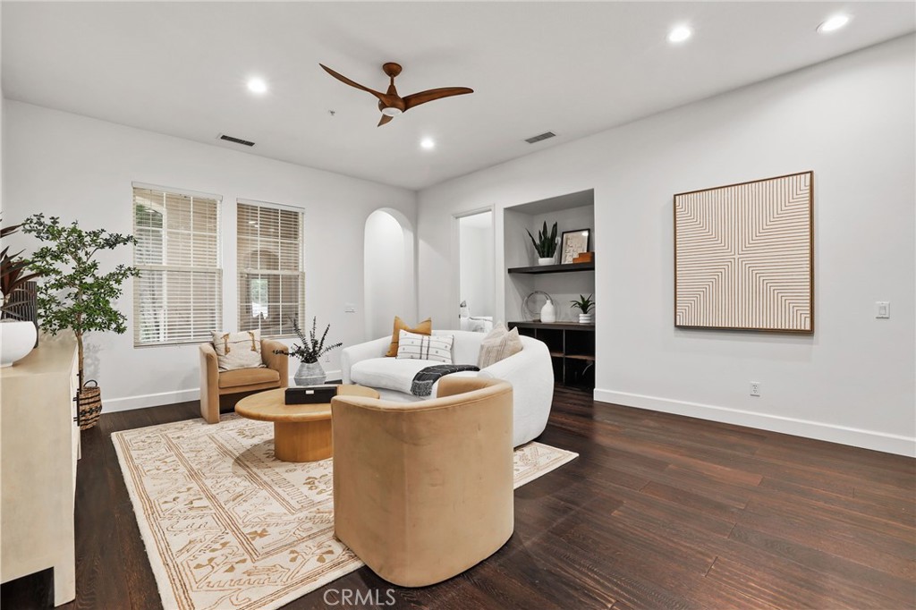 MLS #OC25229968 image #22