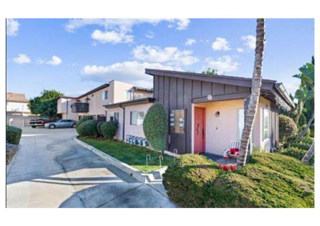 28241 Silverado Canyon Road, Silverado CA: https://media.crmls.org/medias/8c21eb08-0032-41d5-8de6-b9bd3ed40023.jpg