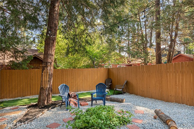 Detail Gallery Image 23 of 33 For 42744 La Placida, Big Bear Lake,  CA 92315 - 2 Beds | 1 Baths