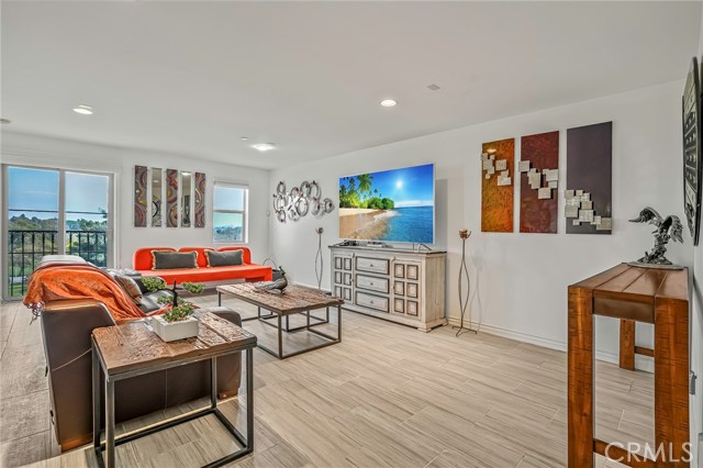 Detail Gallery Image 1 of 1 For 26404 Vermont Ave #14,  Harbor City,  CA 90710 - 3 Beds | 4 Baths