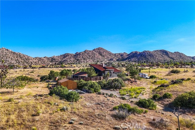 Detail Gallery Image 47 of 48 For 5145 Curtis Rd, Pioneertown,  CA 92268 - 2 Beds | 3 Baths