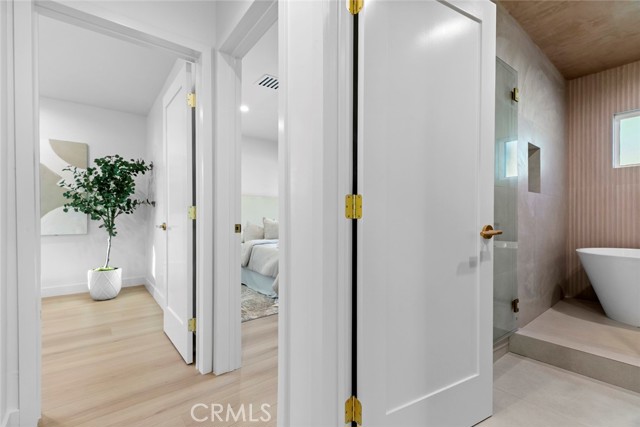 Detail Gallery Image 23 of 49 For 8321 Outland View, Sun Valley,  CA 91352 - 3 Beds | 4 Baths