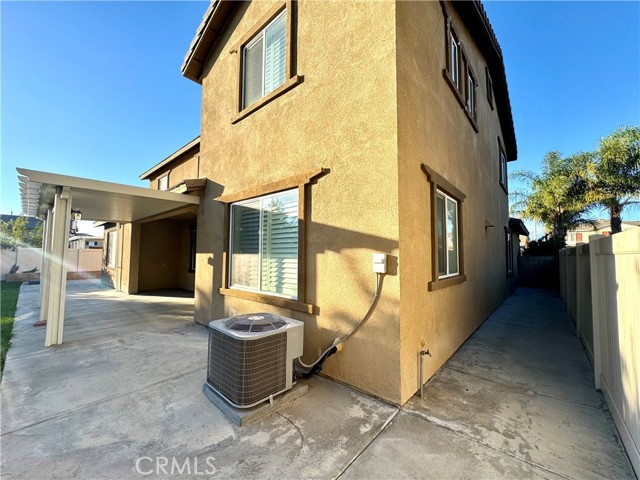 Detail Gallery Image 34 of 36 For 13945 Barnett Ln, Corona,  CA 92880 - 5 Beds | 3/1 Baths