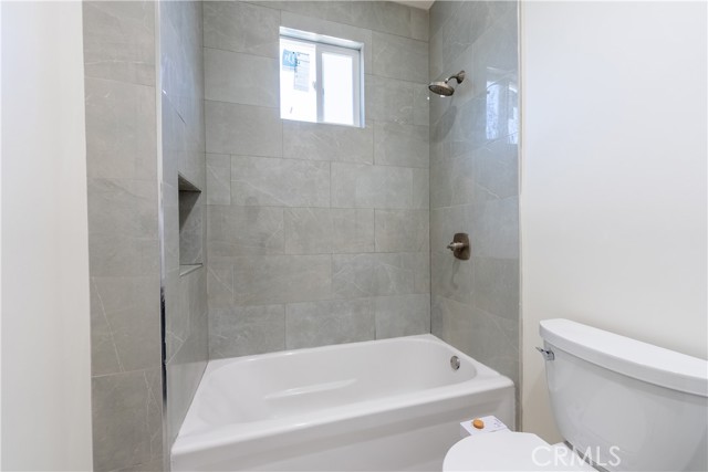 Detail Gallery Image 21 of 28 For 2131 N Pepper, Burbank,  CA 91505 - 2 Beds | 1/1 Baths