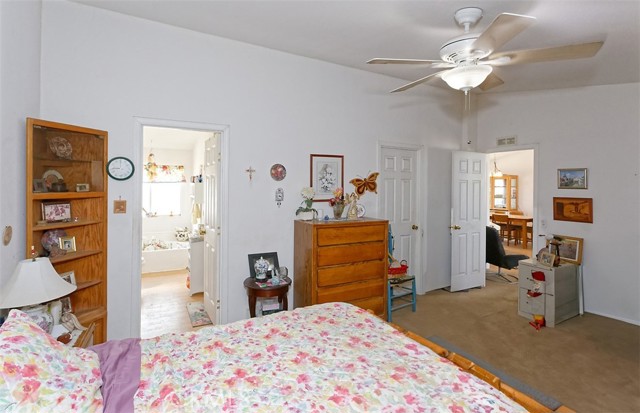 Detail Gallery Image 12 of 31 For 1895 Barkley Ranch Rd, Pinon Hills,  CA 92372 - 3 Beds | 2 Baths